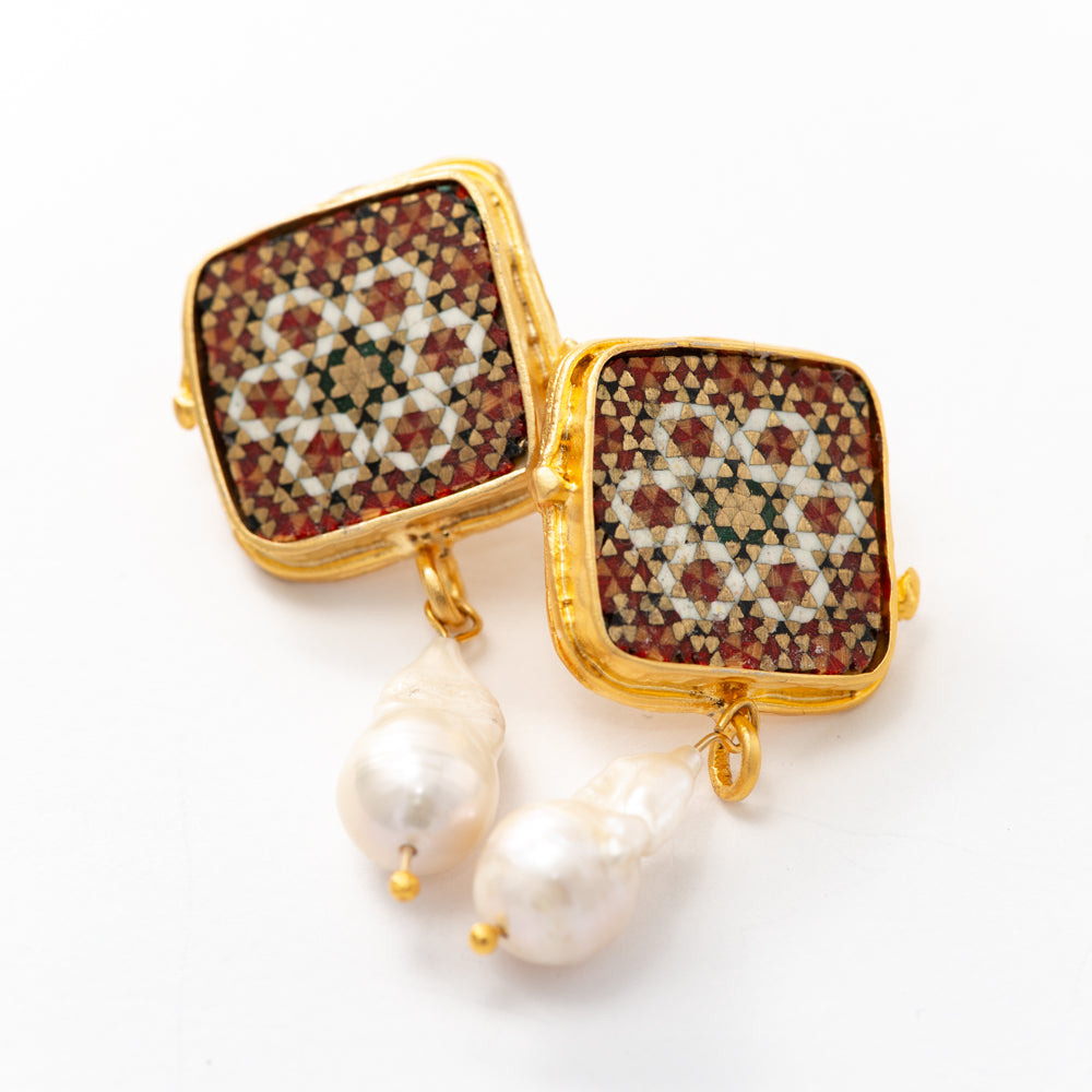 Goli | Square Pearl Earring