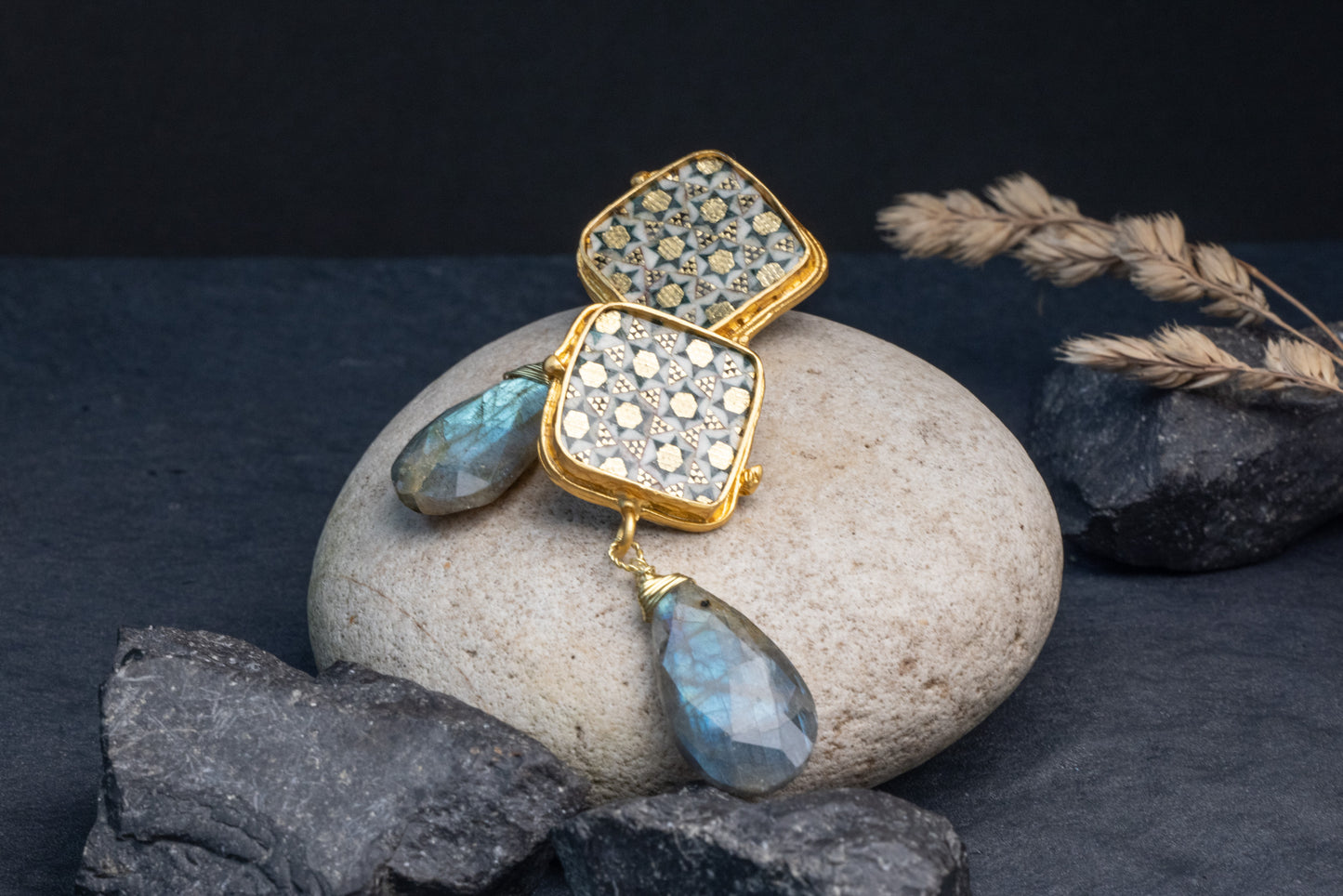 Targol | Dangle Square Labradorite Earring