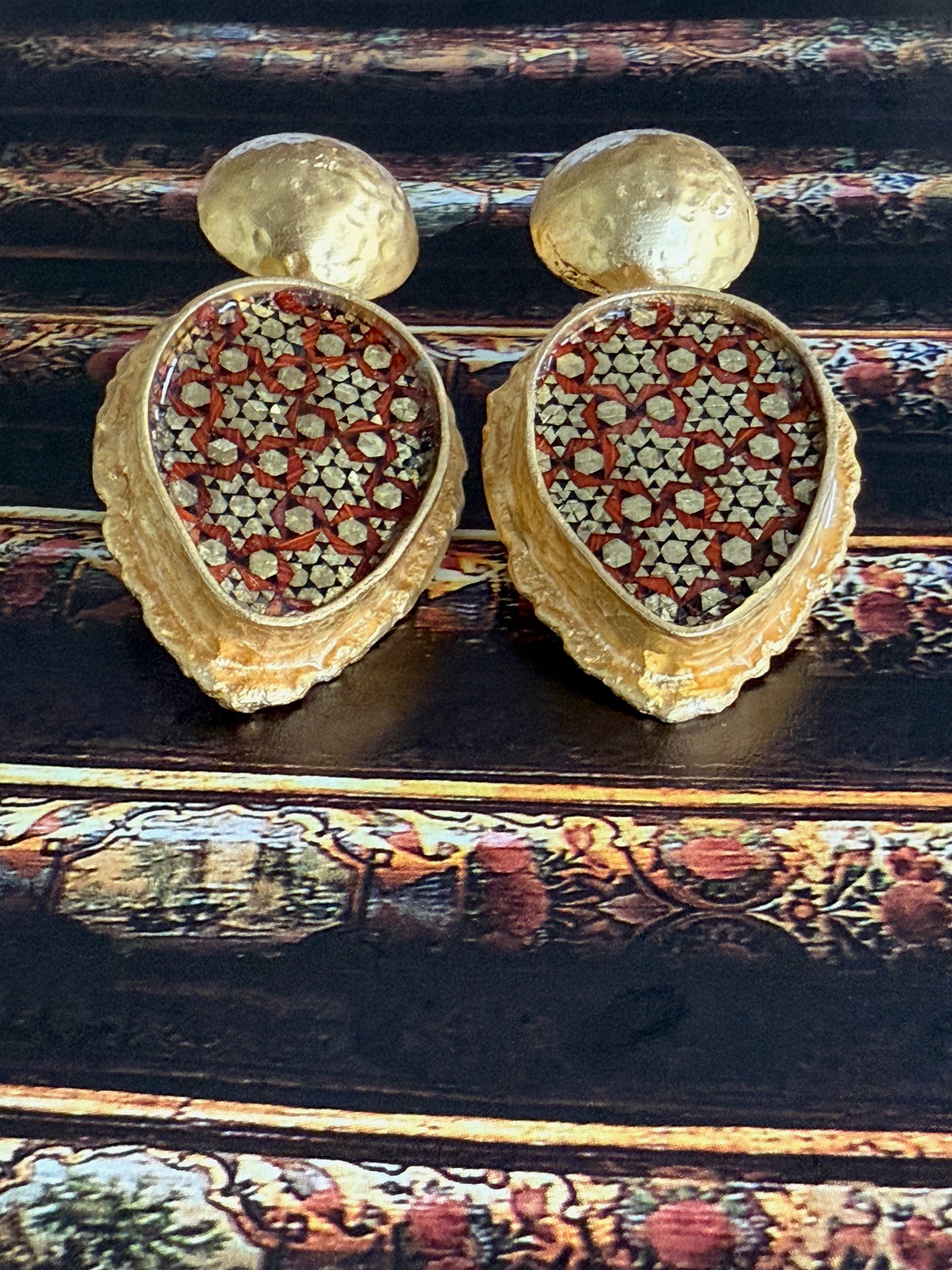 Tabriz | Upside Teardrop earrings