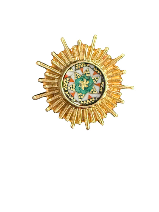 Sun Pin/ Brooch