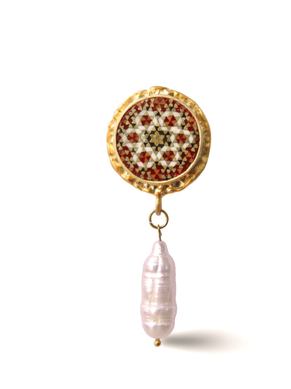 Goli | Round Stud with pearl